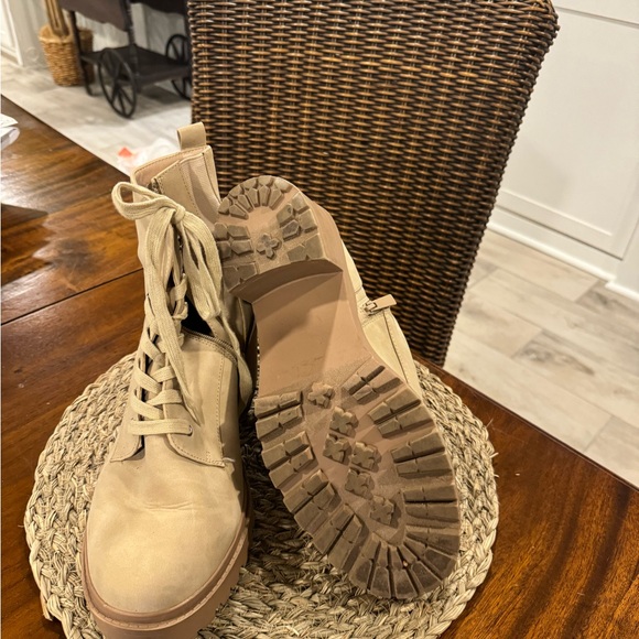 Torrid high heel lug heel bootie COMBAT IN STYLE Size 13 WW - Picture 2 of 4